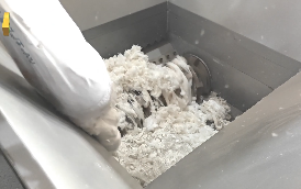 單軸撕碎機(jī)，化纖絲撕碎視頻